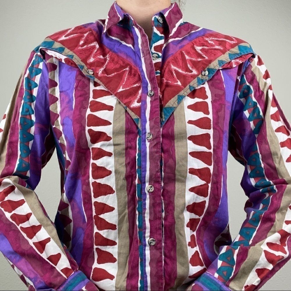 Vintage Aztec western button up - Picture 2 of 10